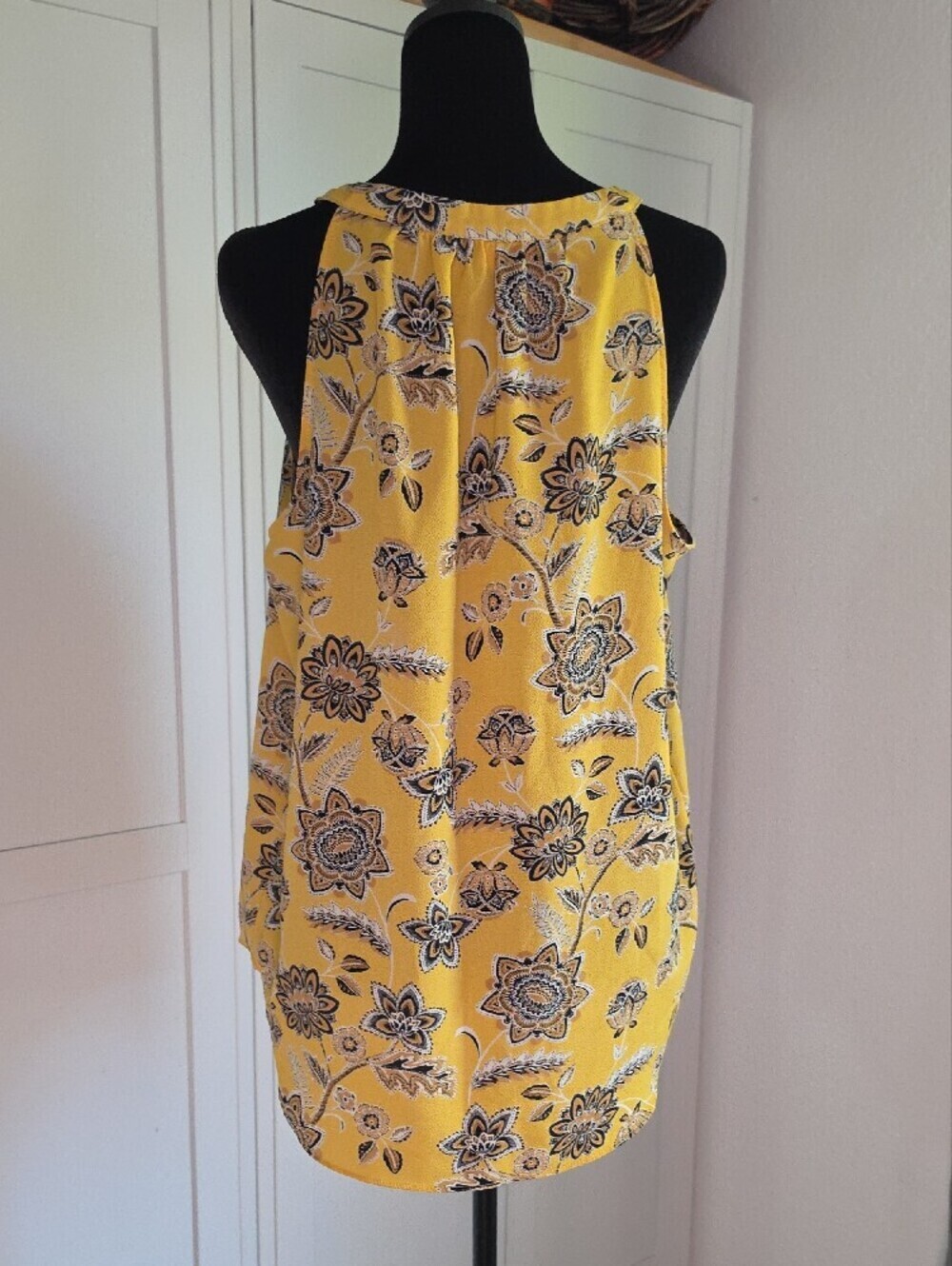 Rose & Olive Yellow Paisley Print Halter Top - Picture 4 of 7